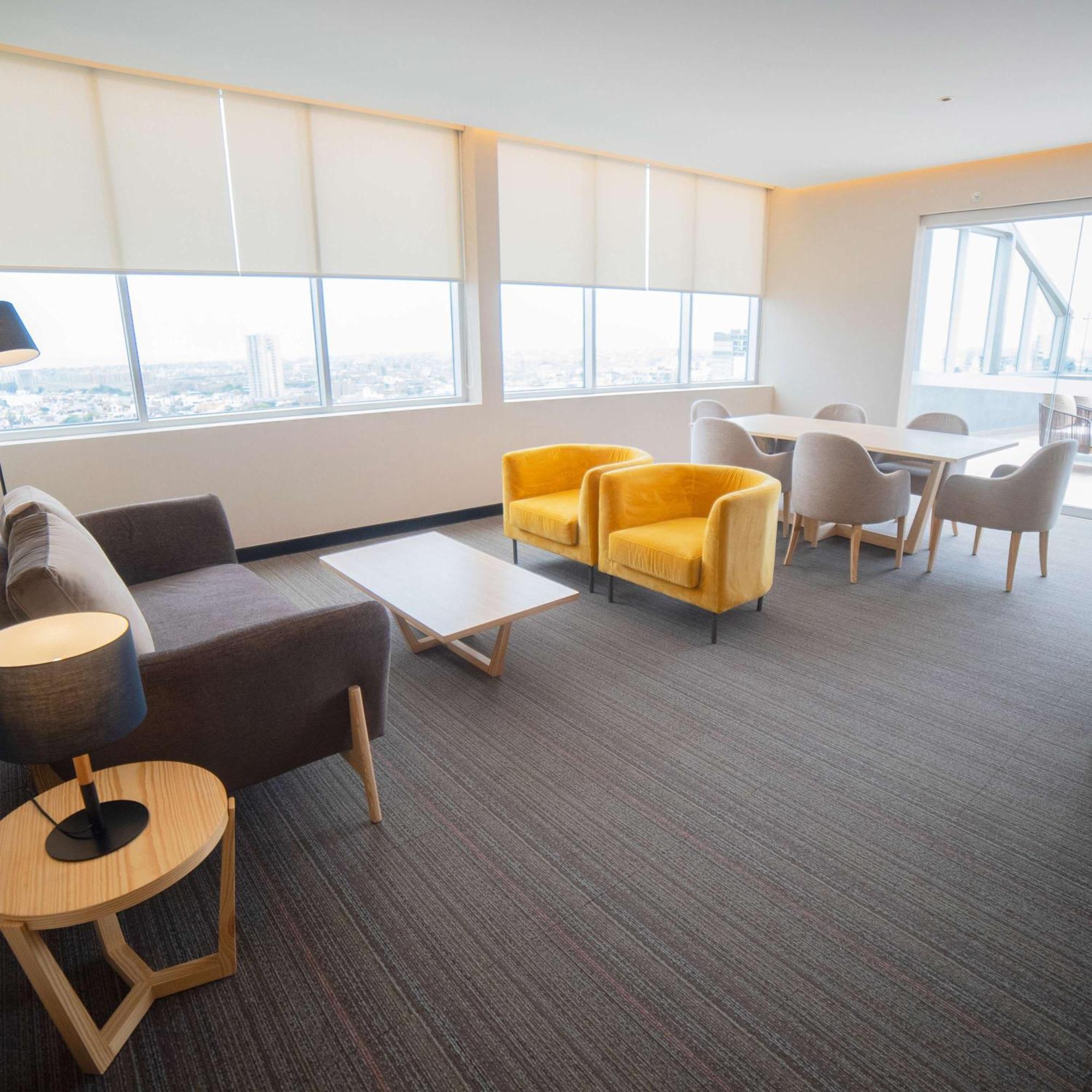 Doubletree By Hilton Trujillo Hotell Encalada Exteriör bild