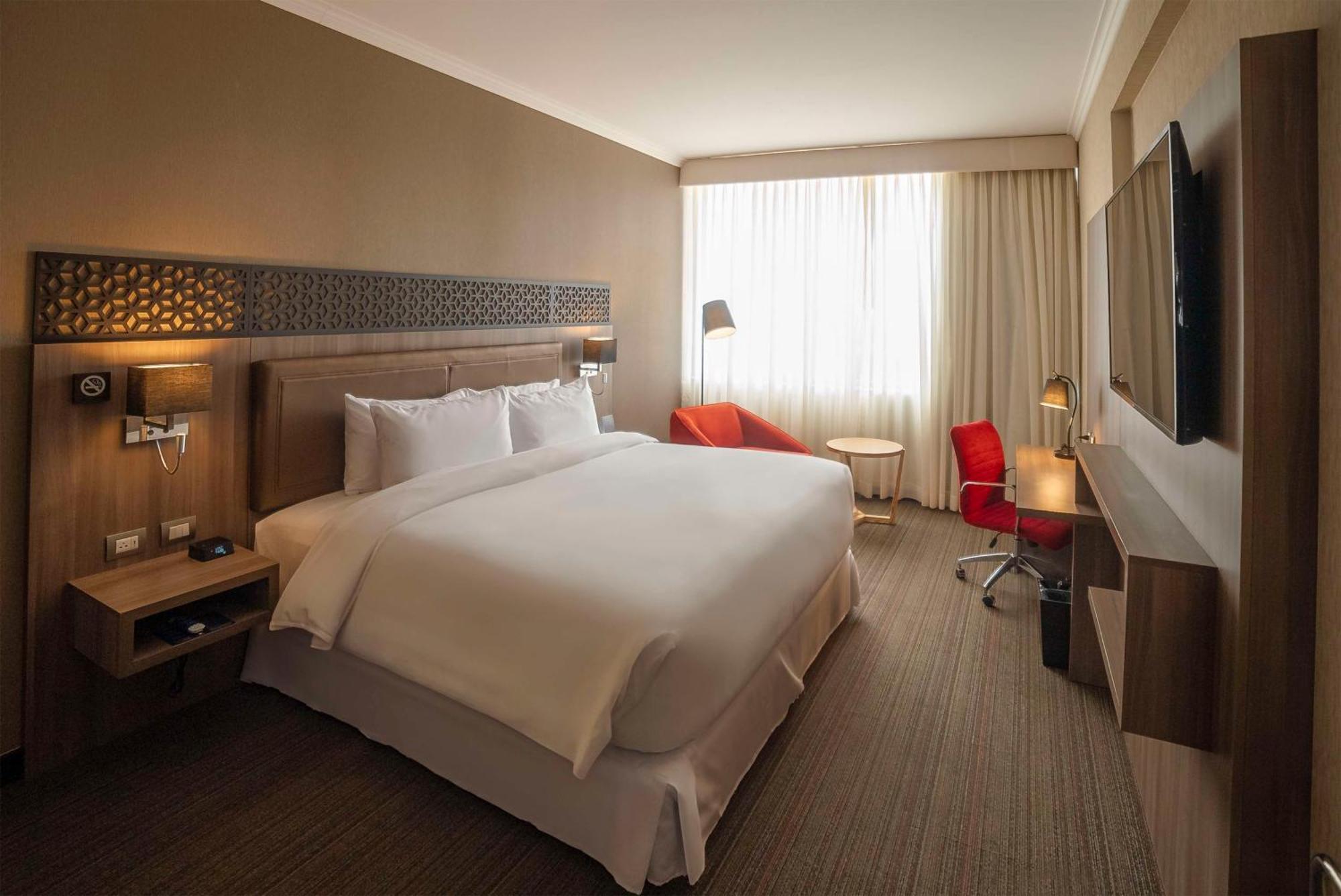 Doubletree By Hilton Trujillo Hotell Encalada Exteriör bild