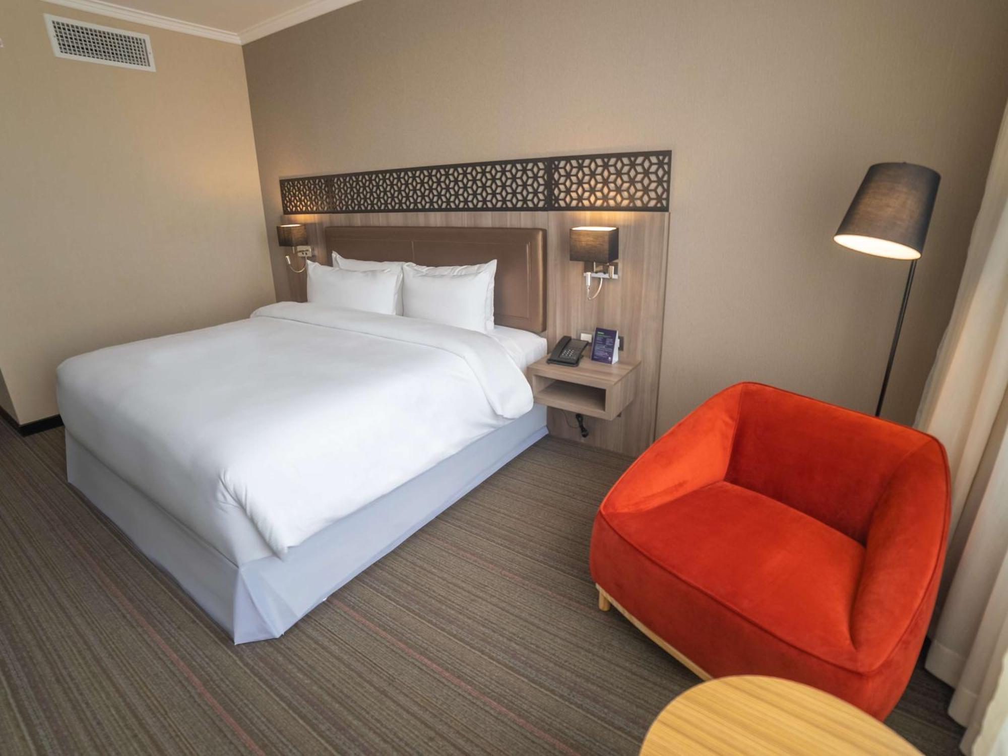 Doubletree By Hilton Trujillo Hotell Encalada Exteriör bild